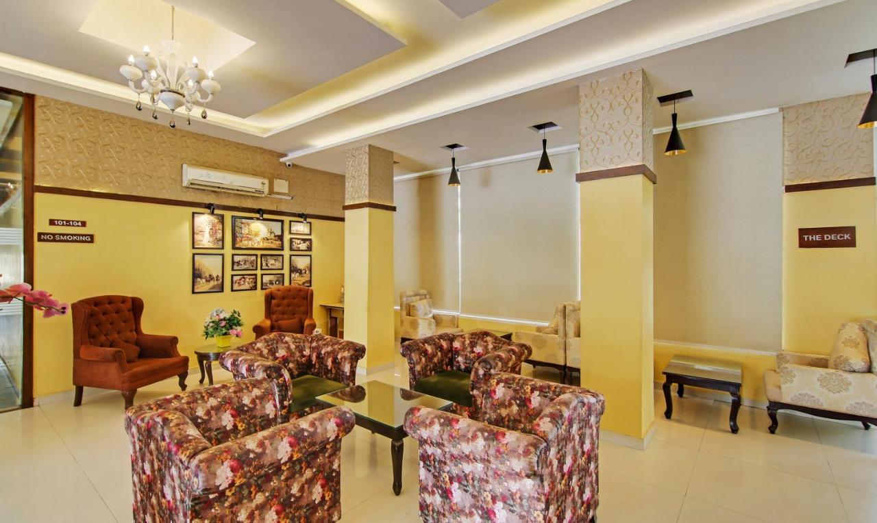 Redwood Resort Panchkula Eksteriør bilde